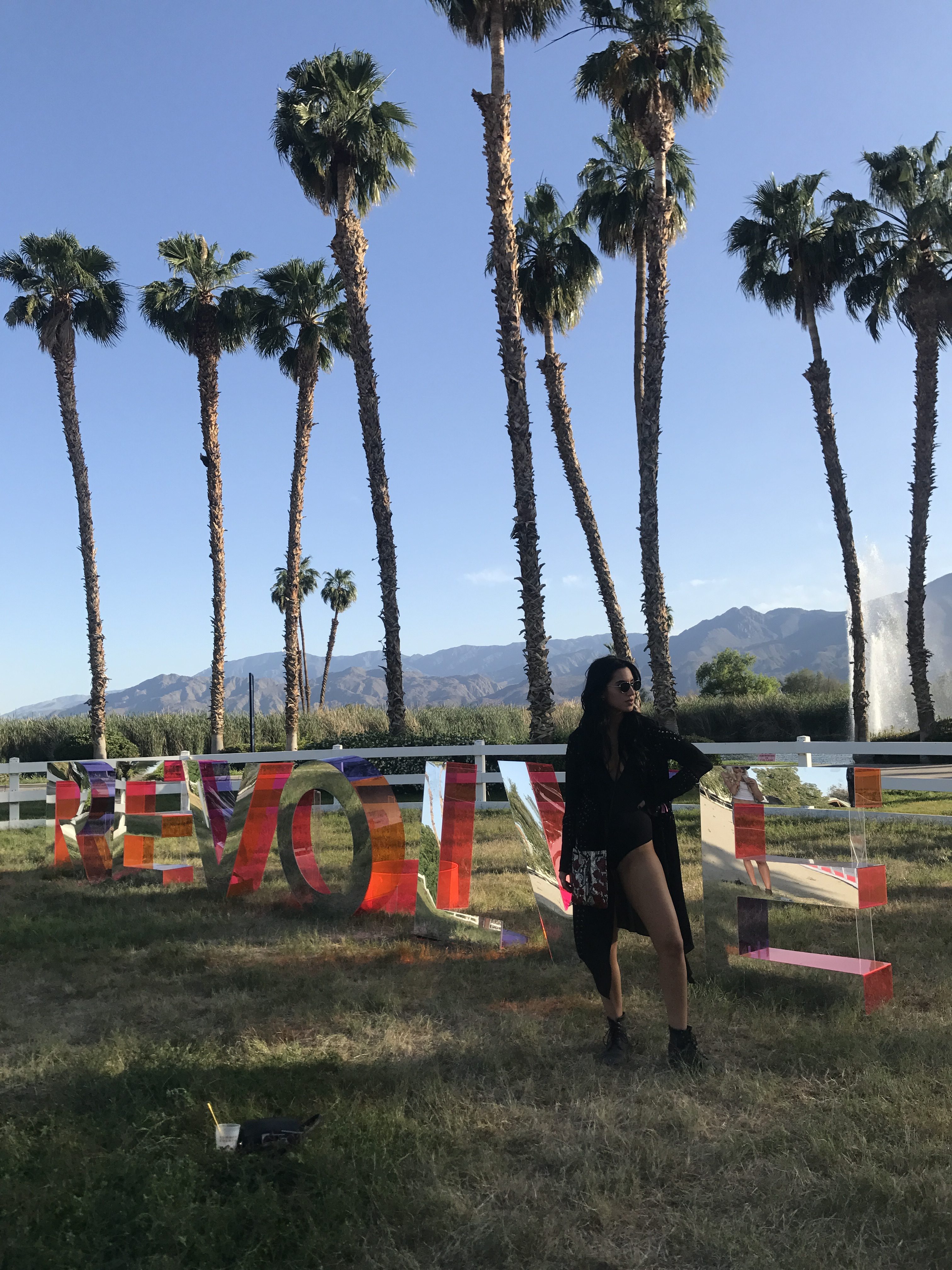 LA Blogger Tania Sarin on coachella weekend featuring festival style with elisabeth weinstock at revolve party festival